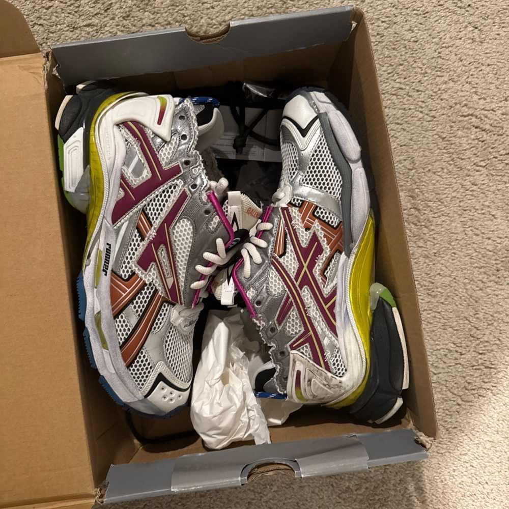 BALENCIAGA MULTICOLOR RUNNERS SIZE 44 SIZE 10
